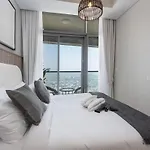 Serene 2-Bedroom Apartment With Views Of The Cityscape At Aykon City Tower C In Business Bay