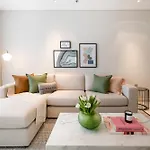 2Br Api 1000 Community View Jumeirah
