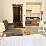 Super Elegant Studio Apartment-Sparkle Tower By Sweet Homes