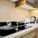 First Class 4Br Cozy Jumeirah Retreat