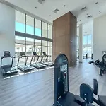 Modern Home Minutes Away From Downtown