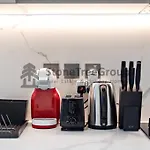 Luxury Studio Near To Metro