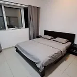 2 Bedroom With 4 King Size Beds