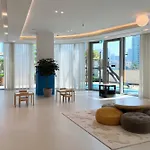 Holiday Retreat At Touching Distance To Burj Khalifa, Downtown Dubai