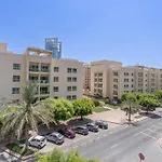 Spectacular 1-Bedroom Perfect For 4 In The Greens