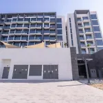 Lovable Studio With Street View At Azizi Riviera In Meydan One