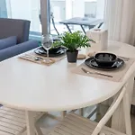Spectacular Studio In Marina That Sleeps 2