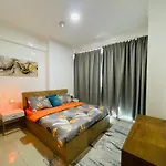 Stylish Fairview Stay In Business Bay Canal View Marasi Drive