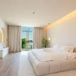 Dubai Hills - Modern 5 Bedroom Expansive Villa By Tlre Holiday Homes