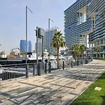 2Br-Bd-15Ns Burj Khalifa Canal Views