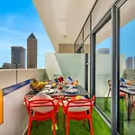 New 1Br, Burj Khalifa View, Top Floor, 8Min To Dubai Mall