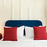 New 1Br, Burj Khalifa View, Top Floor, 8Min To Dubai Mall