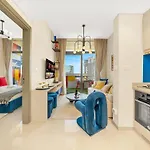 New 1Br, Burj Khalifa View, Top Floor, 8Min To Dubai Mall