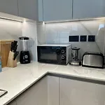 Stunning Brand New 1-Bedroom Apartment In Jvc