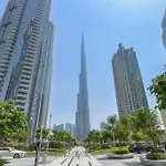 Luxury 1Br Burj Khalifa View Walk To Dubai Mal