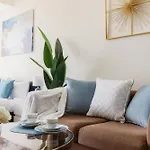 Stylish Apartment In Jlt-Prime Location, Near Metro & Marina