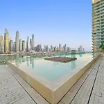 Vayk - Stunning 2 Bd In Emaar Beachfront With Beach Access