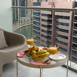 Bel Appartement Dubai Marina