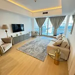 Bel Appartement Dubai Marina