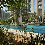 Elegant & Spacious 2-Br In Al Habtoor City - Noora