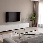 Beautiful And Bright 1 Bedroom Apartment! Sofia !