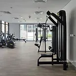 Peaceful Studio Getaway, 10 Mins From Dubai Mall