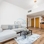 Urban Getaway 1Br At Mog 207, Al Furjan By Deluxe Holiday Homes