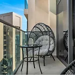 Glamorous Full Fountain View High Floor 4 Bedroom Apt
