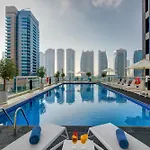 Royal Regency Suites Marina