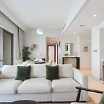 Livbnb - Comfort 2B In Vida Residences Creek Beach