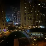 Spacious Bedroom With Easy Access To The Tram And Beach, Located Near Jbr Walk