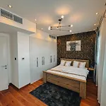 Charming 2-Bedroom Villa In The Springs 14-By Al Sarya Holiday Home