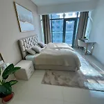 Great One Bedroom Apartment With Infinity Pool