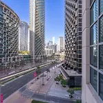 A Grand 1 Bedroom In Downtown That Sleeps 6