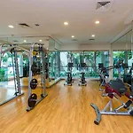 Luxurious One Bedroom Apartment With Burj Khalifa View