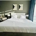 Chic Studio Near Metro !