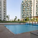 Creek Water View Apartment Sleeps 4