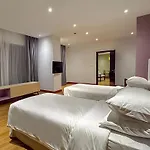 Ramada Hotel, Suites And Apartments By Wyndham Dubai Jbr