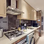 Primestay- Elegant Studio With Canal View - Elite Downtown