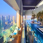 Spectacular Views On High Floor With Infinity Pool