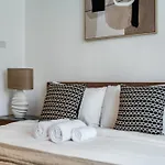Shoresinn - A Sublime Stay In Dubai Marina
