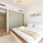 Seabreeze Escape-Serene 2Br -Private Beach Access