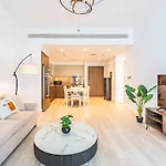 Seabreeze Escape-Serene 2Br -Private Beach Access