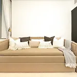 Gorgeous 2Br-Flat Near Dubai Mall & Burj Khalifa