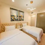 Forte Luxe - Stylish 2Br Downtown Escape