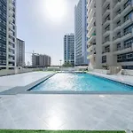 Calm Studio Apartment Right By The Golf Courses In Sports City