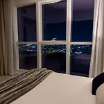 Luxury Apartment In Business Bay 5 People