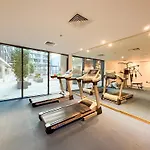 Tastefully Decorated 1 Bedroom In Jvc