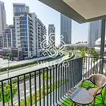 Bright & Stylish 2-Bedroom At Creek Edge Tower 2