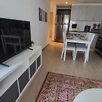 Modern 2Br -5Min To Metro-Unit 211